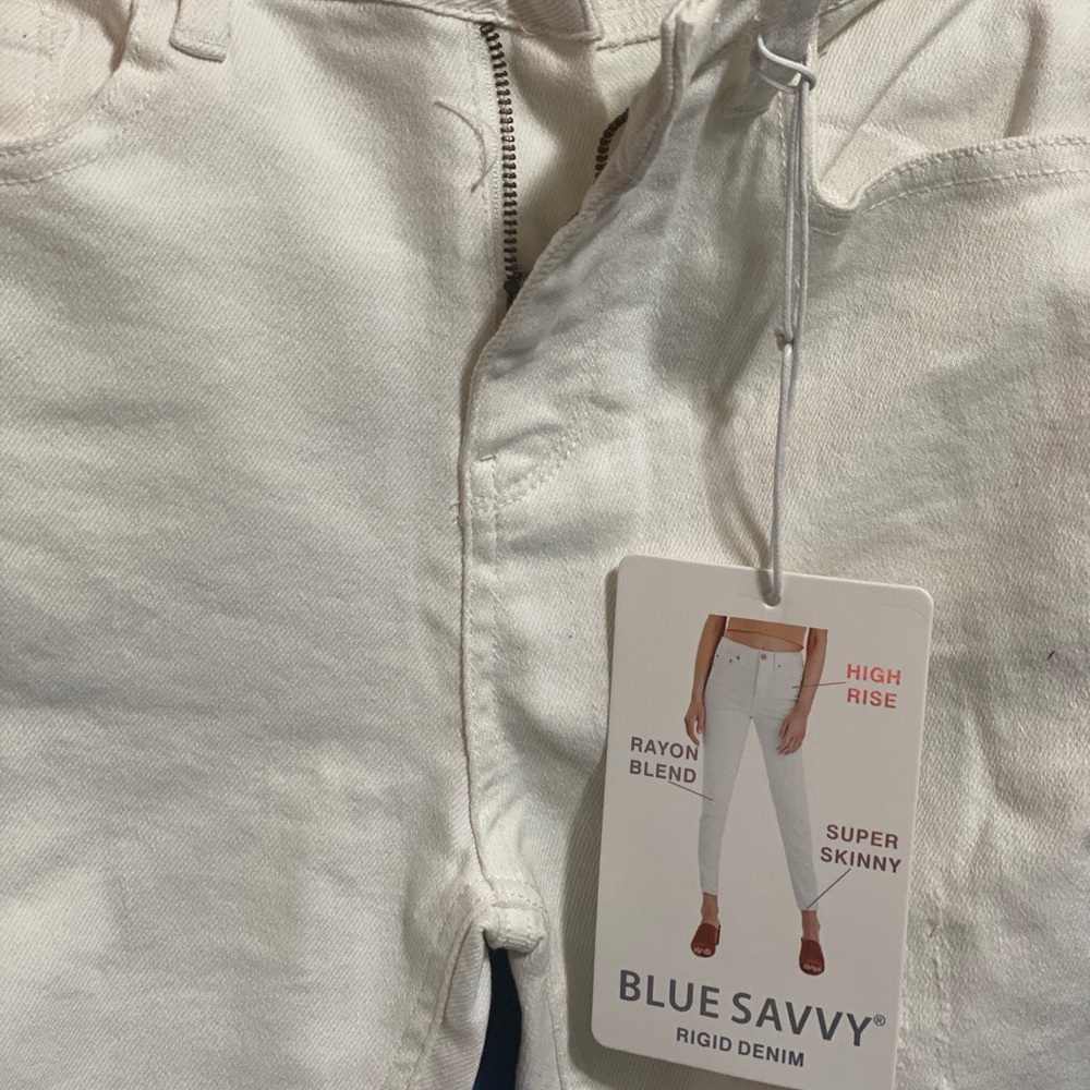 BLUE SAVVY JEANS